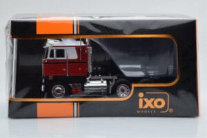 Peterbilt 352 Pacemaker Rot Weiß IXO 1:43 TR097 Druckguss — Bild 4 von 4