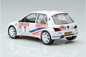 Peugeot 106 Maxi Rally D'Antibes 2000 Otto 1:18 OT947 Resin — Bild 5 von 6