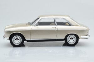 Peugeot 204 Coupe Beige Otto 1:18 OT1024 Resin — Bild 3 von 6