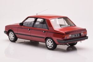 Peugeot 305 GTX Rot Plaisir Otto 1:18 OT1032 Resin — Bild 5 von 6