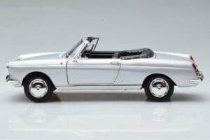 Peugeot 404 Cabriolet Silber Norev 1:18 184835 Druckguss — Bild 5 von 8