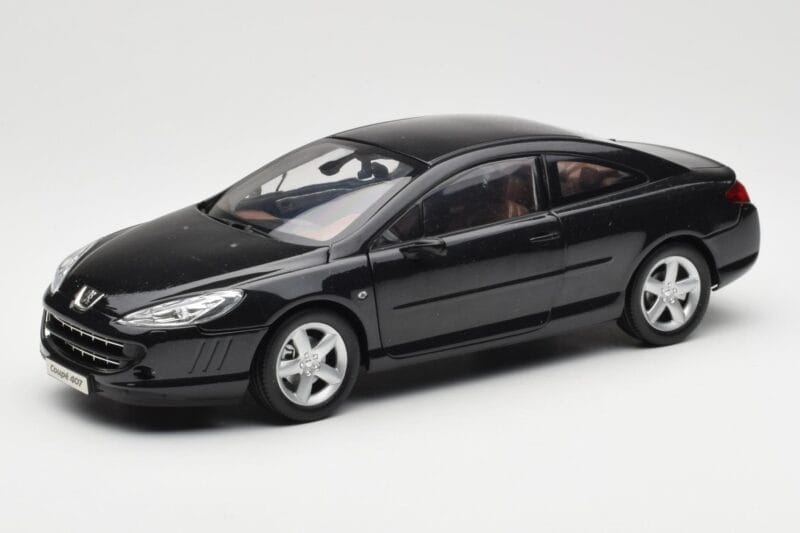 Peugeot 407 Coupé Schwarz Norev 1:18 184752 Druckguss