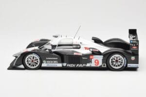 Peugeot 908 HDI FAP LMP1 #9 F. Montagny / R. Zonta / N. Kilen 3rd Place 24 Hours of Le Mans 2008 Minichamps 1:18 150081209 Dr — Bild 3 von 6