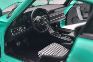 Porsche 911 964 RUF SCR Pearl Mint Grün Almost Real 1:18 880206 Druckguss — Bild 8 von 10