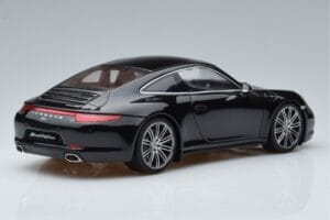 Porsche 911 991 Carrera 4 Black Edition GT Spirit 1:18 GT114 Resin — Bild 2 von 6