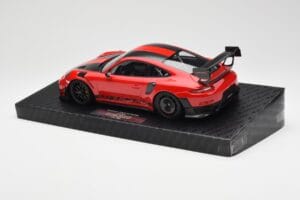 Porsche 911 GT2 RS 991 MR Manthey Racing Nordschleife Rekord Minichamps 1:18 MR-911-GT2RS-1803 Druckguss — Bild 5 von 6