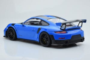 Porsche 911 GT2 RS 991.2 Weissach Package Blau Schwarze Magnesiumfelgen Minichamps 1:18 153068316 Druckguss — Bild 5 von 6
