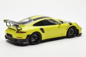 Porsche 911 991.2 GT2 RS Hellgrün Mit Schwarzen Magnesium-Felgen Minichamps 1:18 155068300 Druckguss — Bild 2 von 6