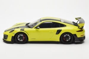 Porsche 911 991.2 GT2 RS Hellgrün Mit Schwarzen Magnesium-Felgen Minichamps 1:18 155068300 Druckguss — Bild 3 von 6