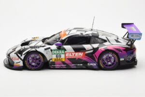 Porsche 911 991.2 GT3 R #69 Team Iron Force Racing Ring Police L. Luhr / J. Slooten ADAC GT Masters 2019 Minichamps 1:18 1531 — Bild 3 von 6