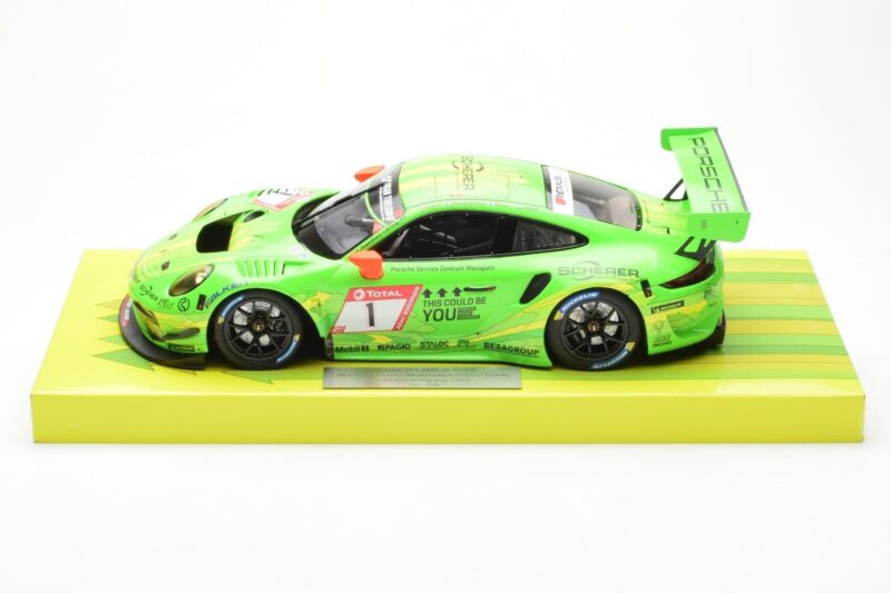 Porsche 911 991.2 GT3 R #1 Manthey Racing 24 Hours Nurburgring 2019 Minichamps 1:18 MG-M-911-19-1801 Druckguss