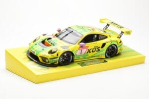 Porsche 911 991.2 GT3 R #1 Manthey Racing 24 Hours Nurburgring 2022 Minichamps 1:18 MG-M-911-24H-22-1801 Druckguss — Bild 2 von 6
