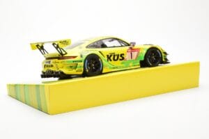 Porsche 911 991.2 GT3 R #1 Manthey Racing 24 Hours Nurburgring 2022 Minichamps 1:18 MG-M-911-24H-22-1801 Druckguss — Bild 3 von 6
