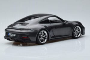 Porsche 911 992 GT3 Touring Package Grau Norev 1:18 187305 Druckguss — Bild 3 von 7