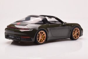 Porsche 911 992 Targa 4S Olivgrün GT Spirit 1:18 GT438 Resin — Bild 2 von 6