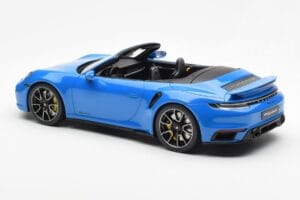 Porsche 911 992 Turbo S Shark Blau GT Spirit 1:18 GT441 Resin — Bild 5 von 6