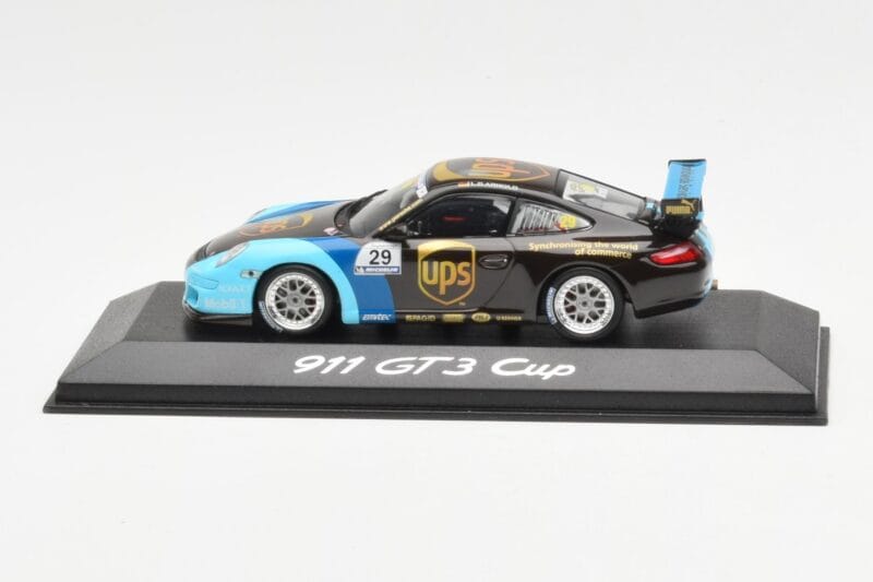 Porsche 911 996 GT3 Cup #29 D. Arnold UPS Porsche Supercup 2006 Minichamps 1:43 WAP02012416 Druckguss