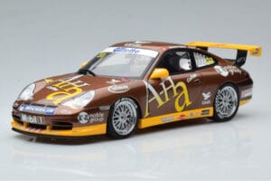 Porsche 911 996 GT3 Cup M. Marsh Carrera Cup Asia Winner 2004 AUTOart 1:18 80489 Druckguss