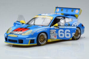 Porsche 911 996 GT3 R #6 24 Hours of Daytona GT Class Winner 2002 AUTOart 1:18 80273 Druckguss — Bild 2 von 7