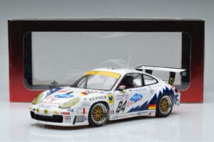 Porsche 911 996 GT3 R J. Ickx 24 Hours of Le Mans 2003 AUTOart 1:18 80379 Druckguss — Bild 7 von 7