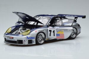 Porsche 911 996 GT3 RSR #71 A. Job 2005 AUTOart 1:18 80583 Druckguss — Bild 2 von 7