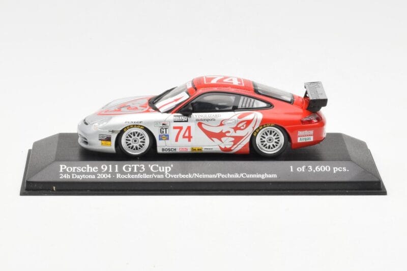 Porsche 911 996 GT3 RSR Flying Lizard #74 M. Rockenfeller / D. Cunningham / S. Neiman / J. Pechnik / J. Van Overbeek Rolex 24 at Daytona 2004 Minichamps 1:43 Porsche 911 996 GT3 RSR Flying Lizard #74 M. Rockenfeller / D. Cunningham / S. Neiman / J. Pechnik / J. Van Overbeek Rolex 24