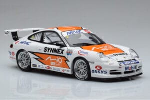 Porsche 911 996 GT3 R #1 C. Kwan Carrera Cup Asia 2004 AUTOart 1:18 80487 Druckguss — Bild 5 von 7