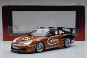 Porsche 911 996 GT3 R #2 S. Miau Carrera Cup Asia 2004 AUTOart 1:18 80488 Druckguss — Bild 7 von 7