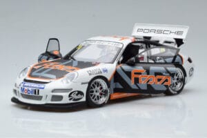 Porsche 911 997 GT3 Cup #33 M. Marsh Carrera Cup Asia 2006 AUTOart 1:18 80782 Druckguss — Bild 2 von 7