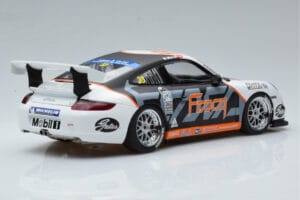 Porsche 911 997 GT3 Cup #33 M. Marsh Carrera Cup Asia 2006 AUTOart 1:18 80782 Druckguss — Bild 3 von 7