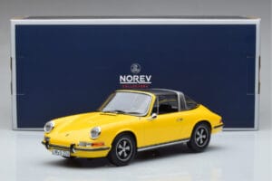 Porsche 911 E Targa Norev 1:18 187643 Druckguss — Bild 7 von 7