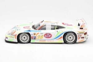 Porsche 911 GT1 #38 T. Boutsen / M. Kelleners 24 Hours of Le Mans 1998 UT Models 1:18 39817 Druckguss — Bild 3 von 6