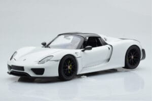 Porsche 918 Spyder Weissach Package Weiß Mit Schwarzen Rädern Minichamps 1:18 113062443 Druckguss — Bild 4 von 9