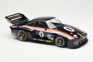 Porsche 935 #0 T. Field / D. Ongais / H. Haywood Interscope Racing 24 Hours of Daytona Winner 1979 Norev 1:18 187437 Druckgus — Bild 4 von 6