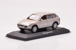 Porsche Cayenne 9PA Beige Minichamps 1:43 WAPC2000513 Druckguss — Bild 2 von 4