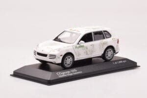 Porsche Cayenne Concept Schaeffler Gruppe Automotive Minichamps 1:43 PORSCHE-264306 Druckguss — Bild 2 von 4