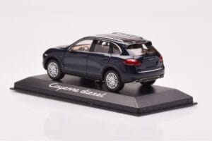 Porsche Cayenne 9PA Diesel Dunkelblau Minichamps 1:43 WAP0200030B Druckguss — Bild 3 von 4
