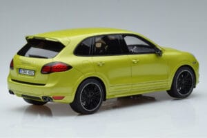 Porsche Cayenne GTS 92A Peridot Grün GT Spirit 1:18 GT020A Resin — Bild 2 von 6