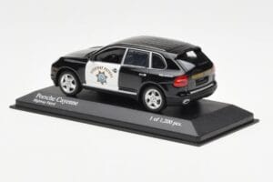 Porsche Cayenne 9PA Highway Patrol Minichamps 1:43 400066291 Druckguss — Bild 3 von 4