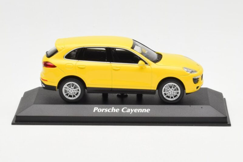 Porsche Cayenne 92A Gelb MaxiChamps 1:43 940063201 Druckguss