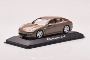Porsche Panamera 970 4 Beige Metallic Minichamps 1:43 WAP02000319 Druckguss — Bild 2 von 4