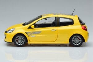 Renault Clio RS Mk3 F1 Team Norev 1:18 185236 Druckguss — Bild 4 von 7