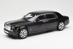 Rolls-Royce Phantom VII EWB Diamond Schwarz Kyosho 1:18 08841DBK2 Druckguss