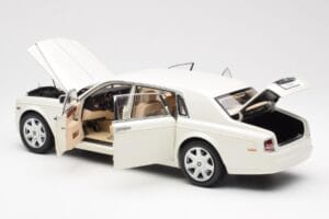 Rolls-Royce Phantom VII EWB English Weiß Kyosho 1:18 08841EW2 Druckguss — Bild 5 von 8