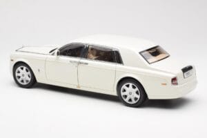 Rolls-Royce Phantom VII EWB English Weiß Kyosho 1:18 08841EW2 Druckguss — Bild 7 von 8