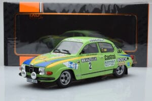 Saab 96 V4 #2 S. Blomqvist / H. Sylvan Rally Sweden 1976 IXO 1:18 18RMC085B Druckguss — Bild 6 von 6