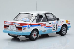 Skoda 130 LR #21 L. Krecek / B. Motl Rally Acropolis 1986 IXO 1:18 18RMC157A Druckguss — Bild 2 von 6
