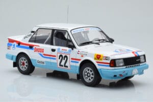 Skoda 130 LR #22 S. Kvaizar / J. Janecek Rally Acropolis 1986 IXO 1:18 18RMC157B Druckguss — Bild 4 von 6