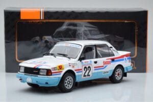 Skoda 130 LR #22 S. Kvaizar / J. Janecek Rally Acropolis 1986 IXO 1:18 18RMC157B Druckguss — Bild 6 von 6