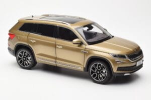 Skoda Kodiaq Gold FAW 1:18 ZSX000001GOL Druckguss — Bild 6 von 8
